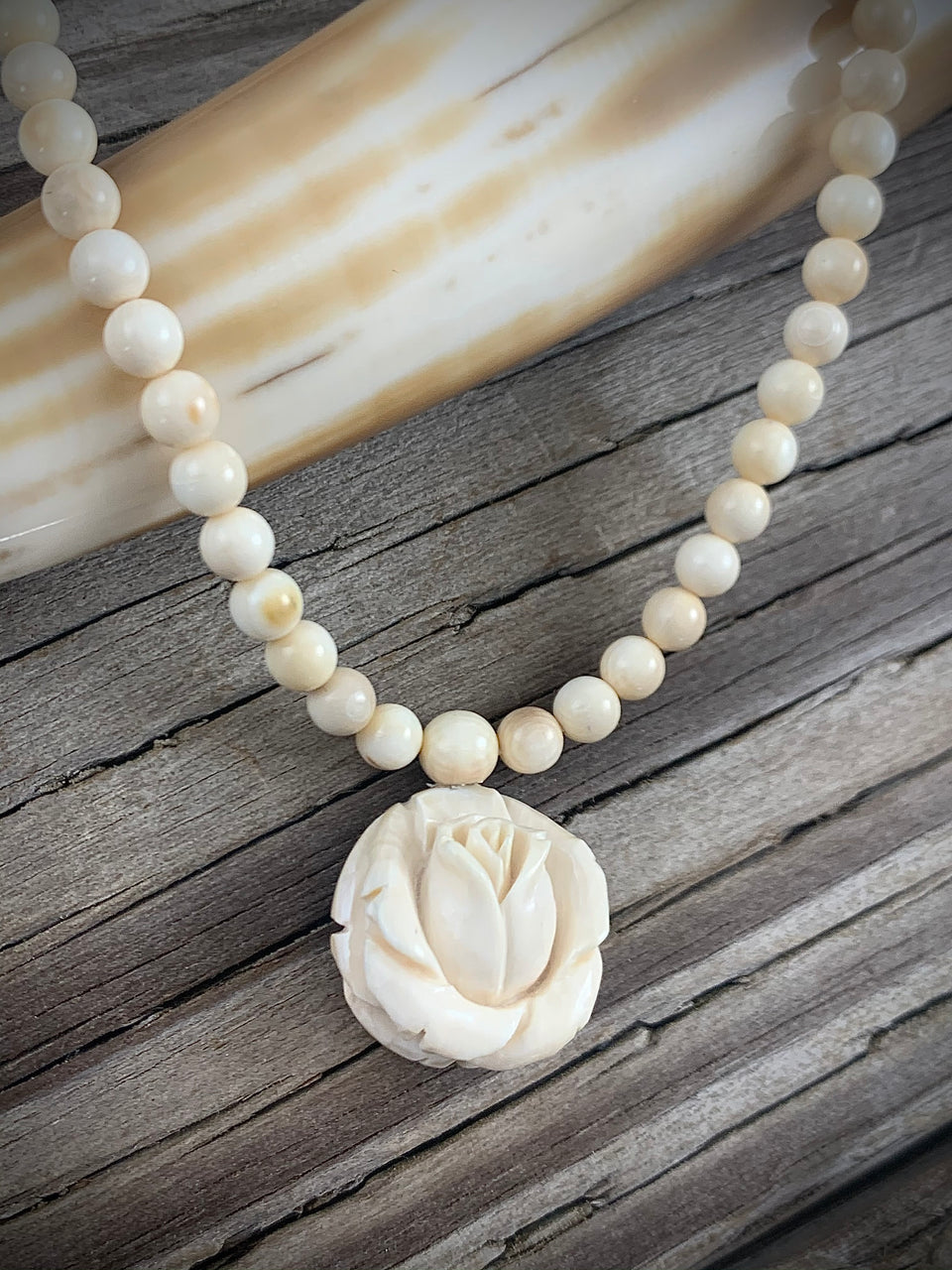 Round Rose Necklace