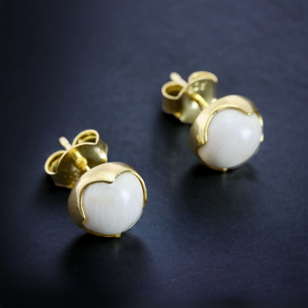 Ivory & Gold Post Earrings – Fish Creek Company