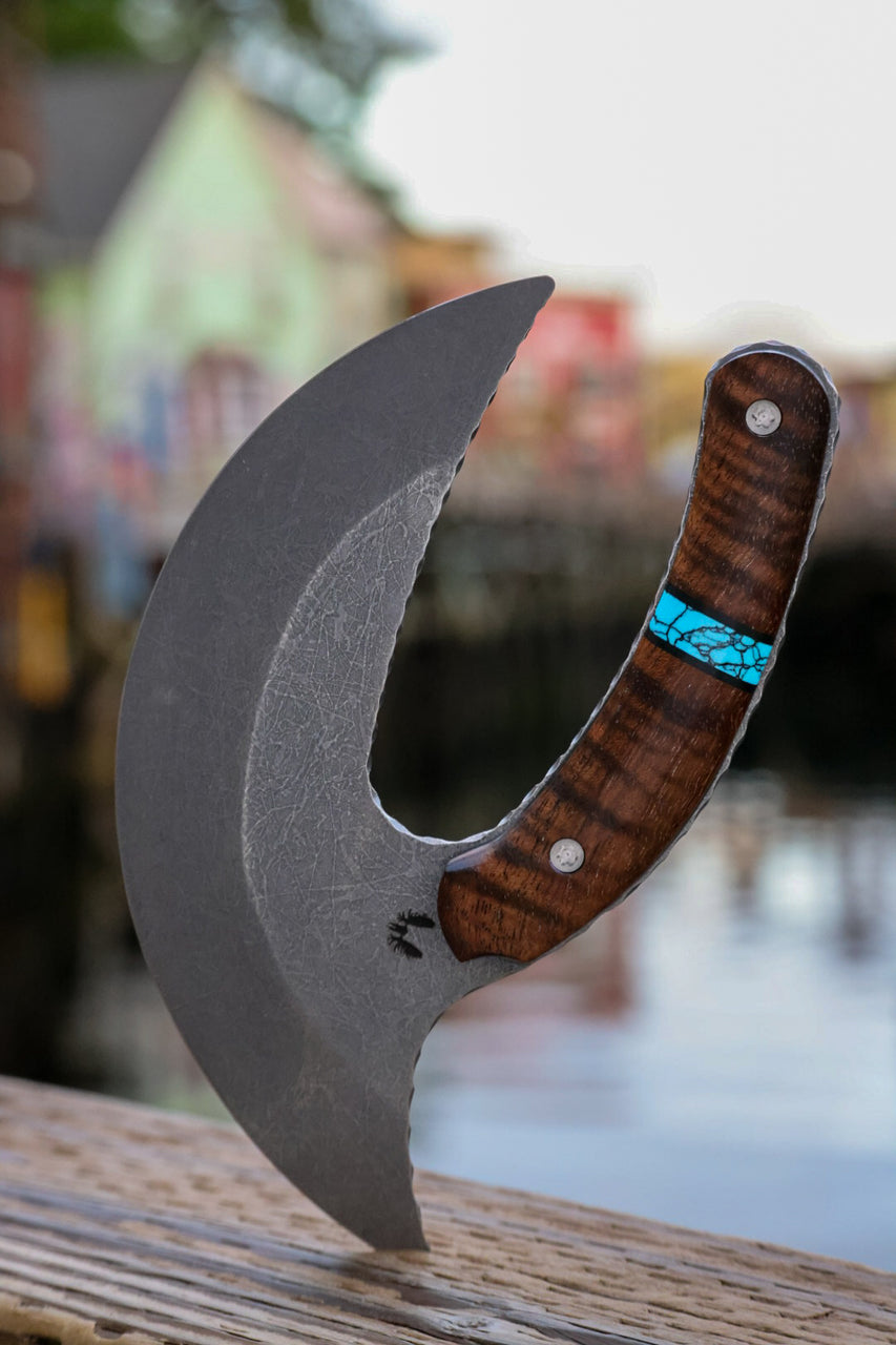The Pizza Assassin (Modern Ulu)