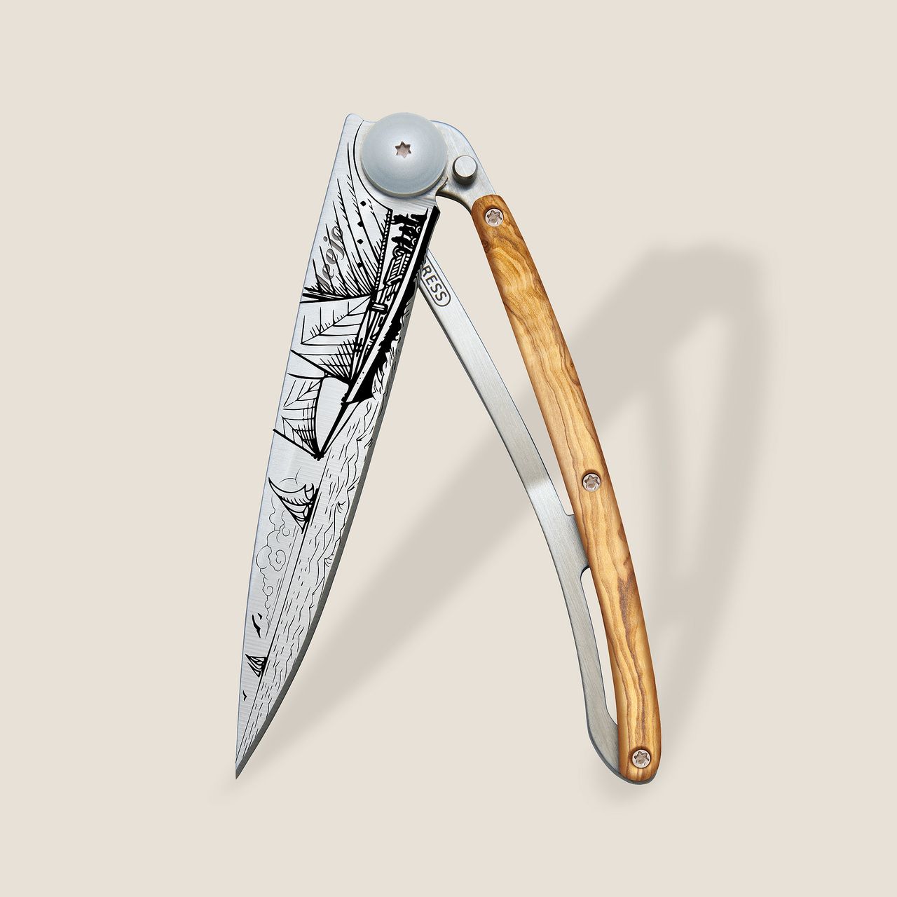 Olive wood / Sailing