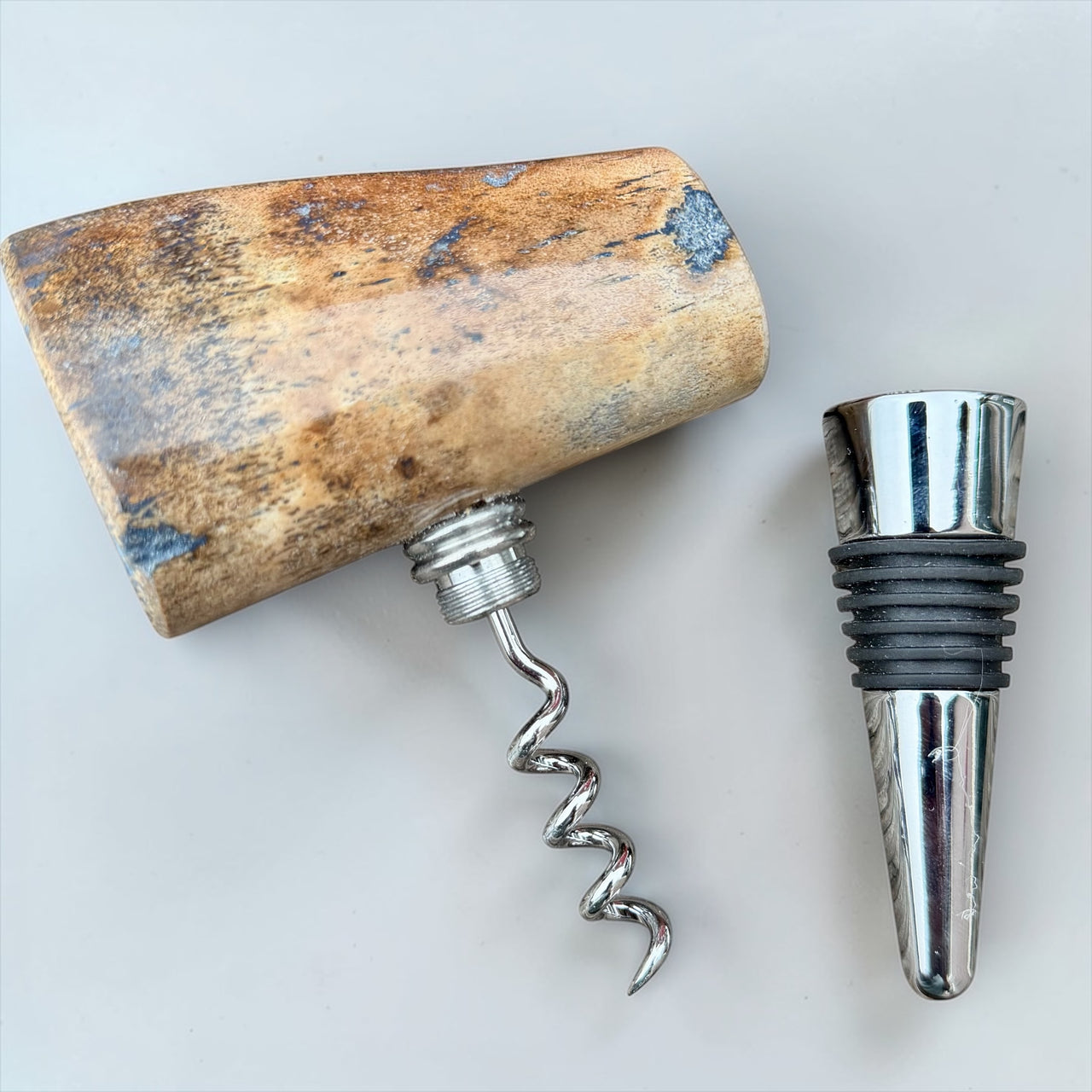 Oosik Bottle Stopper / Opener