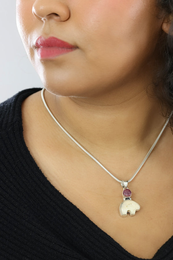 Ivory & Spiny Oyster Bear Pendant