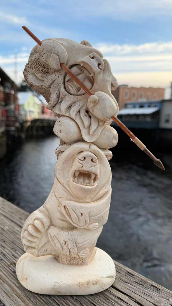 Bear Hunter Totem Pole