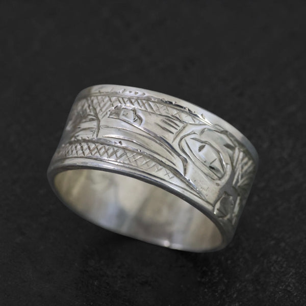 Raven Ring