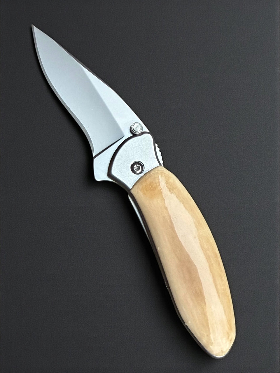 Kershaw 1600 w/ Mammoth Ivory