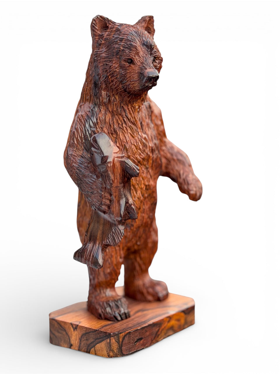 Grizzly w/Salmon