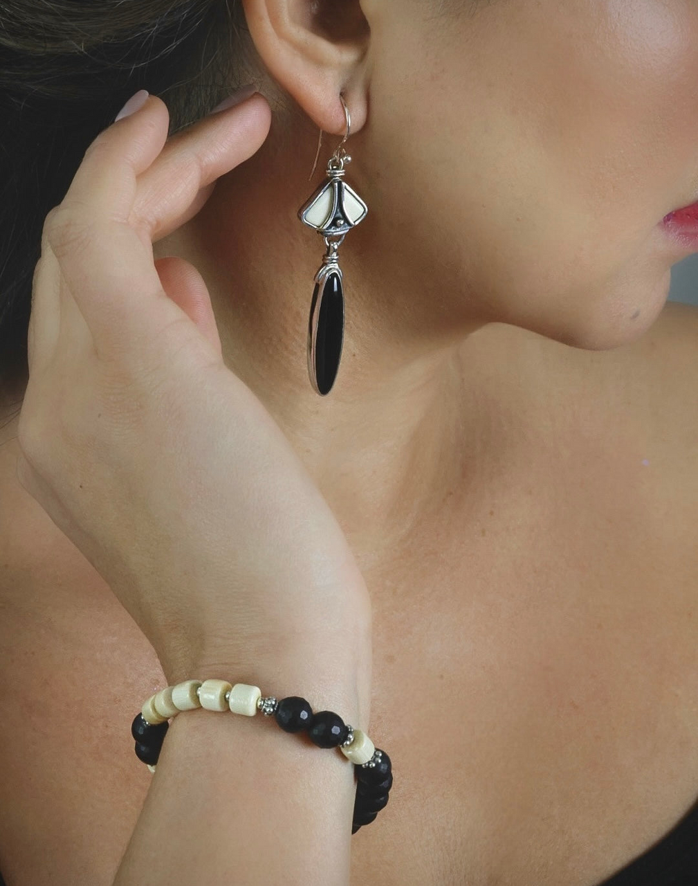 Onyx & Ivory Bracelet