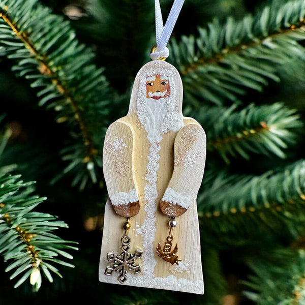 Old Fashioned Santa Ornament