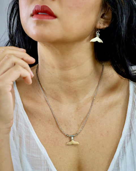WHALE TAIL NECKLACE-SILVER925-ペンダントネックレス Whale Tail Necklace - Silver – Fish Creek Company