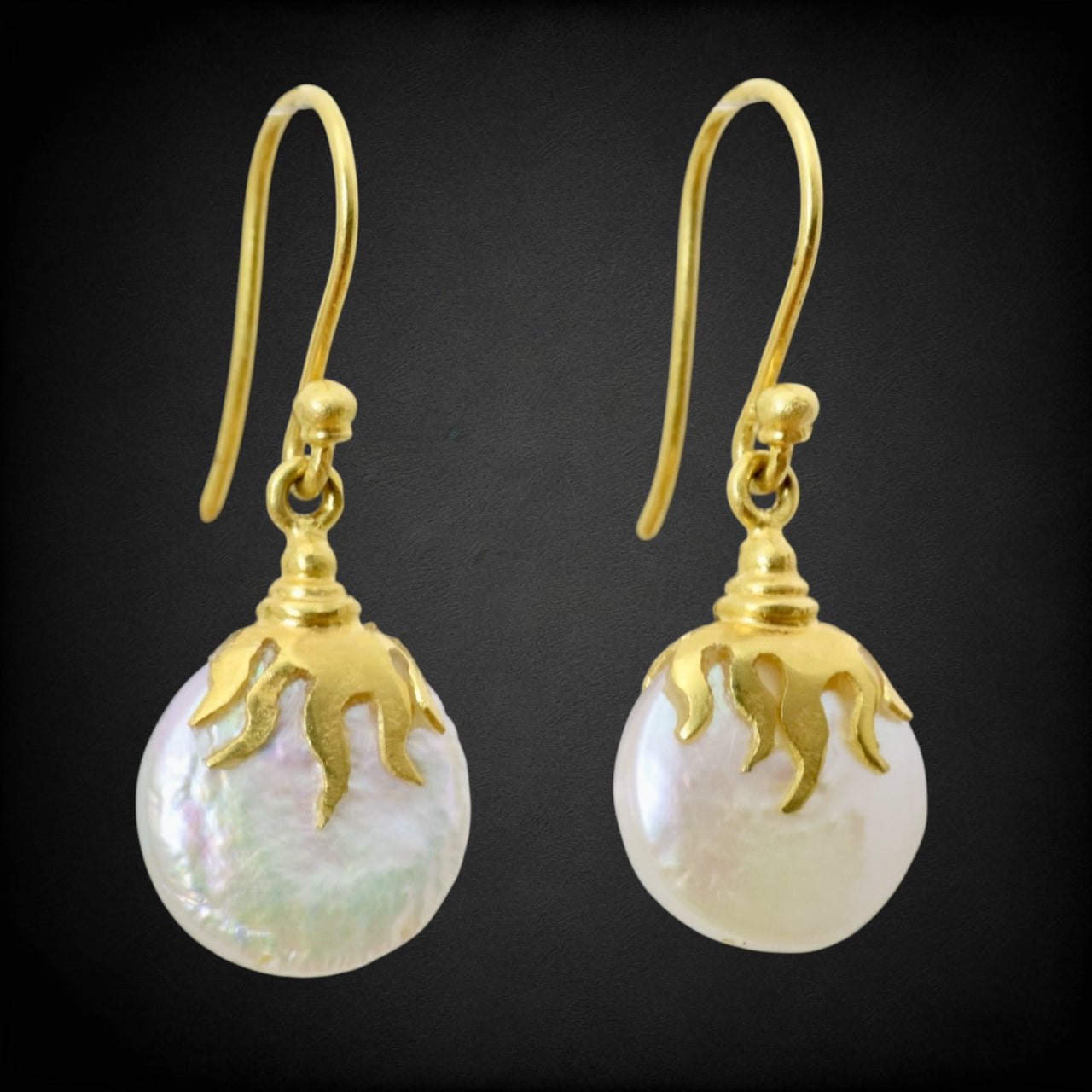 Pearl & Gold Earrings