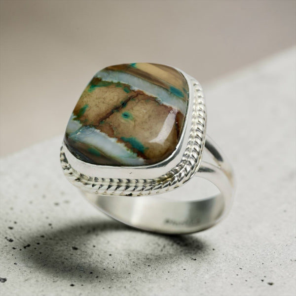 Mammoth Tooth Ring Size 8