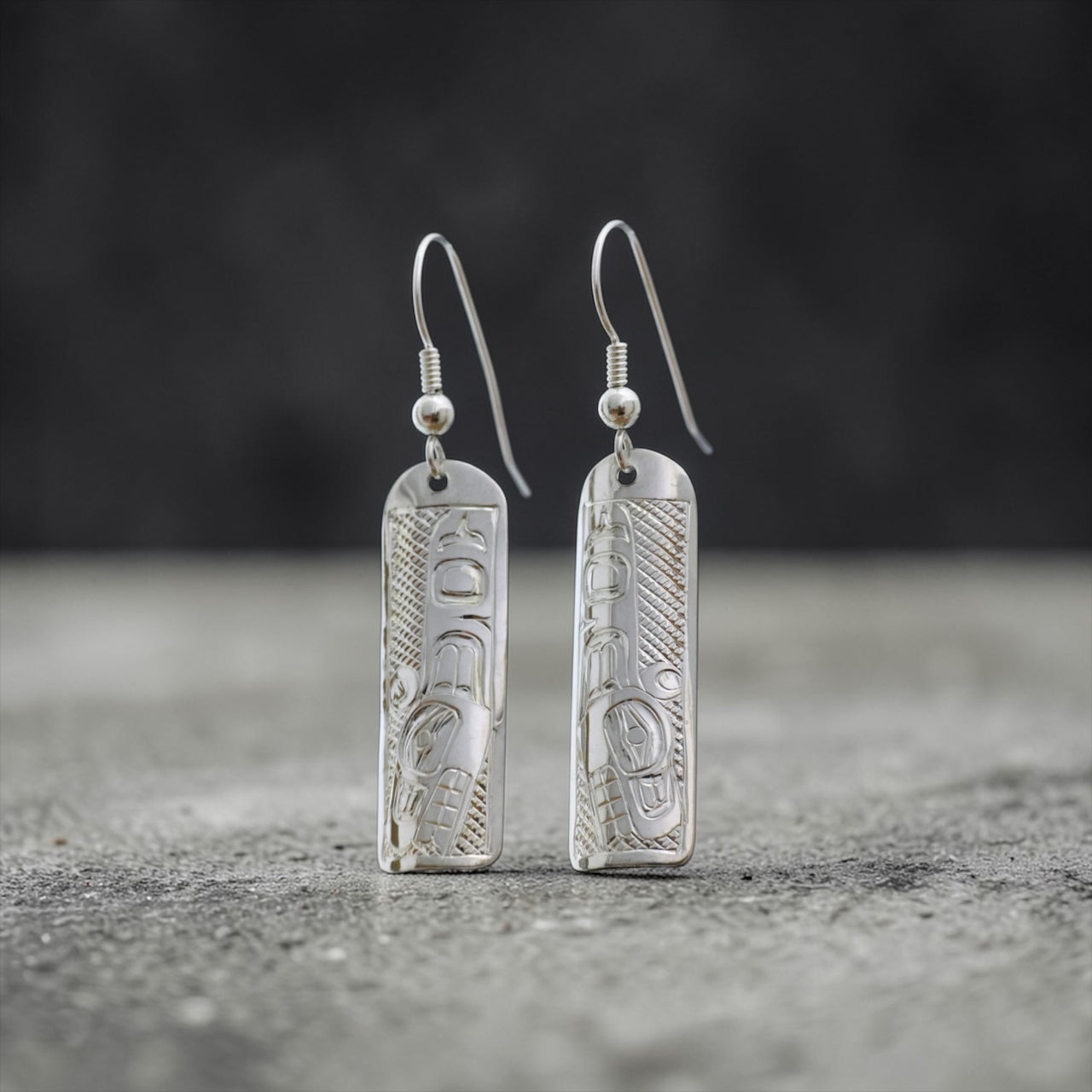 Killerwhale Straight Earrings