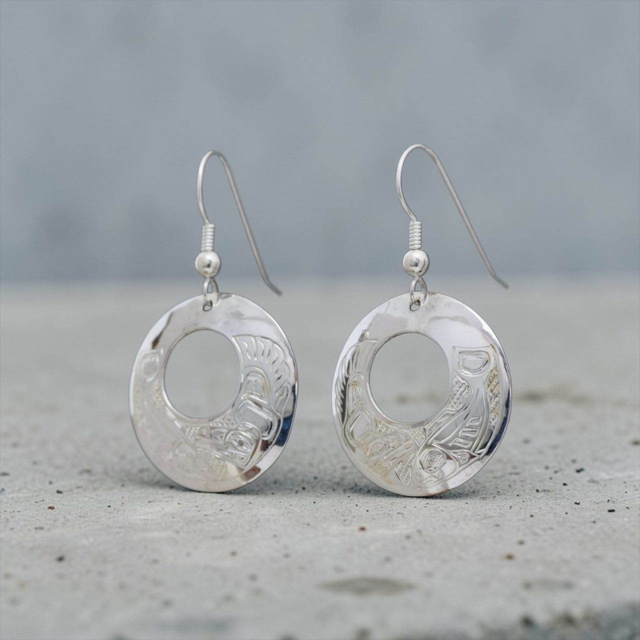 Raven & Salmon Disc Earrings