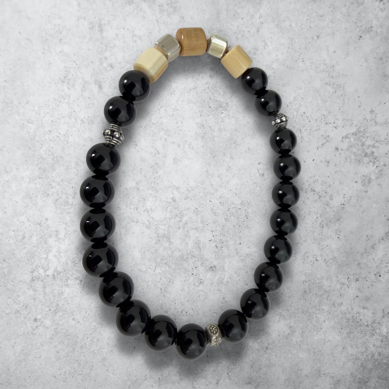 Ivory & Obsidain Bracelet