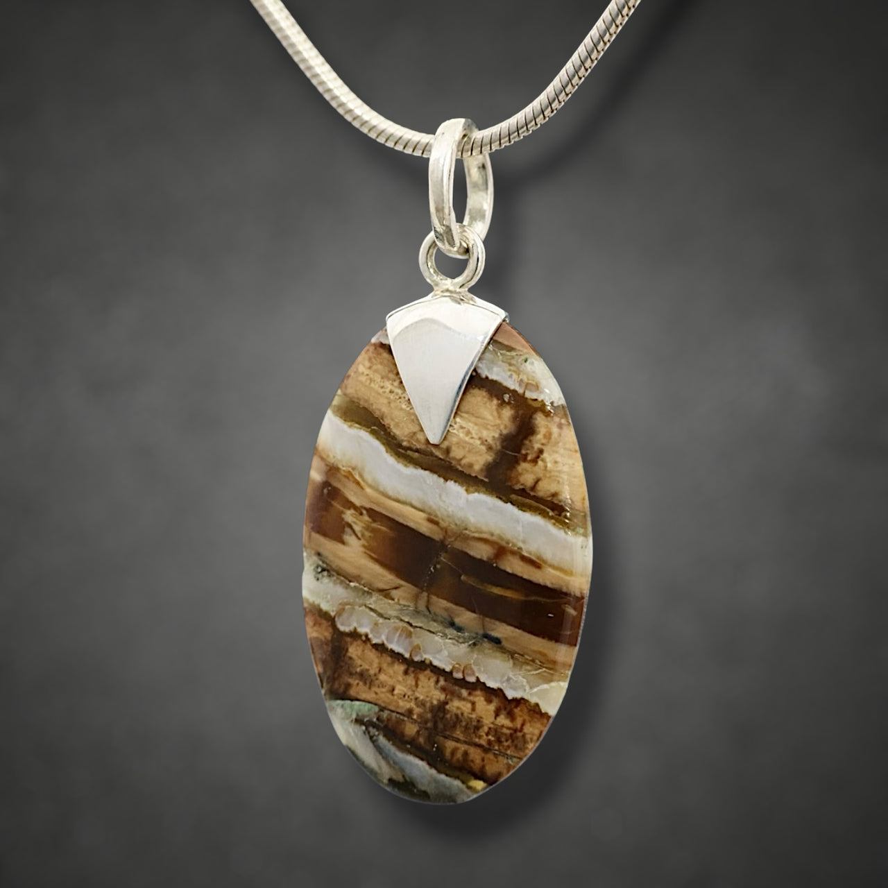 Mammoth Tooth Med Oval Pendant