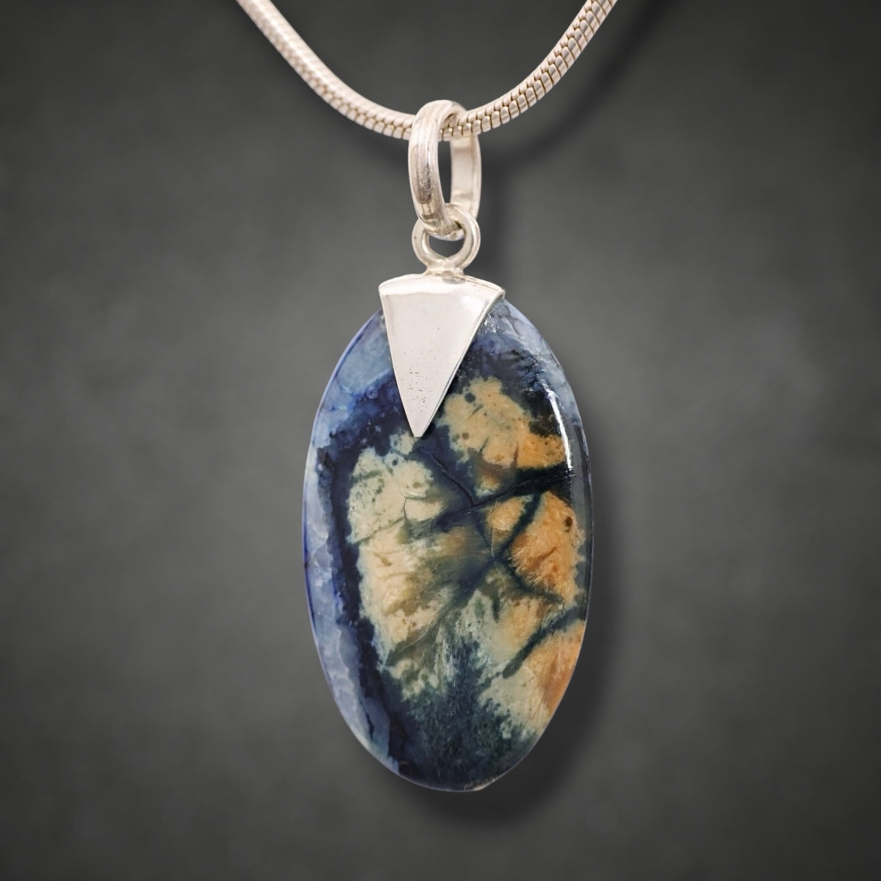 Mammoth Tooth Med Oval Pendant