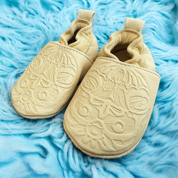 Beige Deerskin Baby Moccasin - Eagle