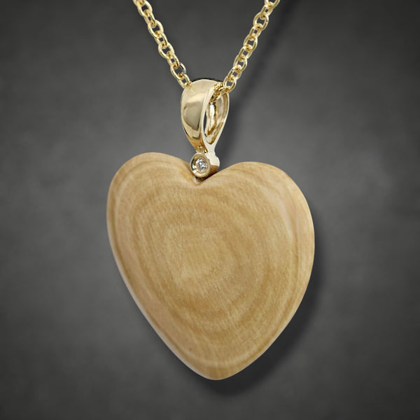 Heart w/ Diamond Pendant