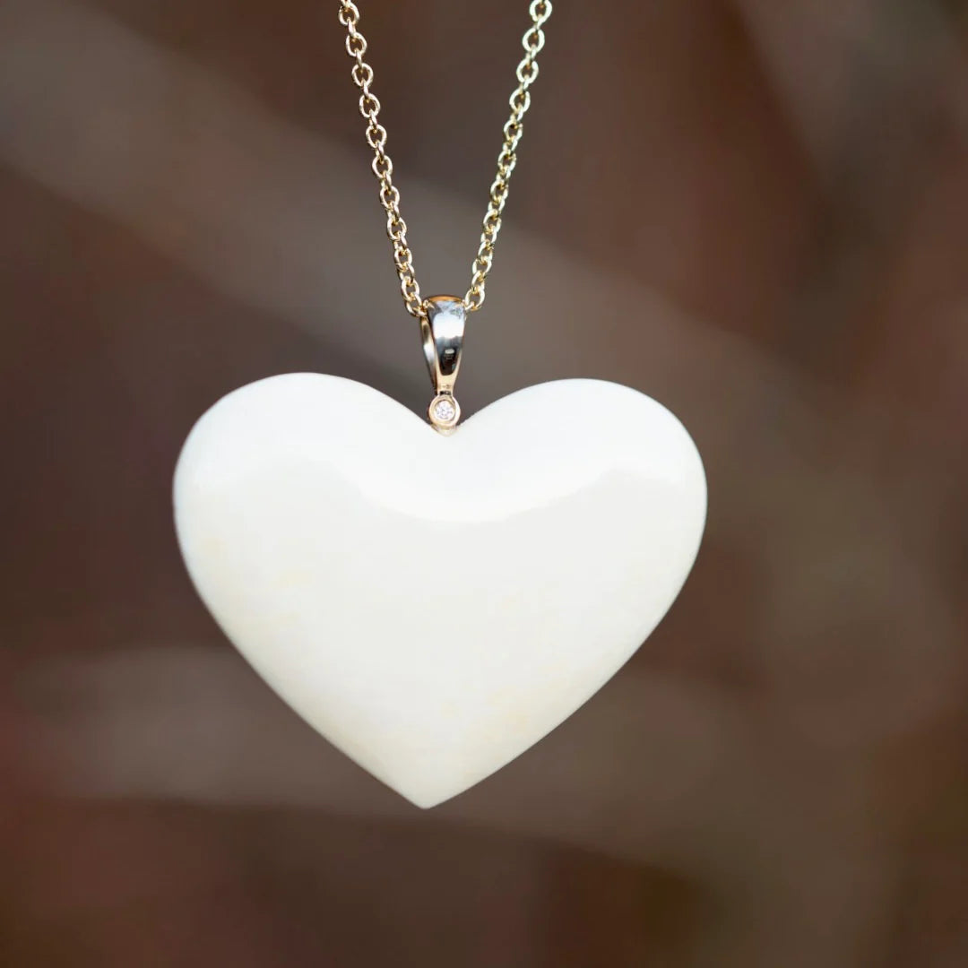 Heart Pendant w/ Diamond