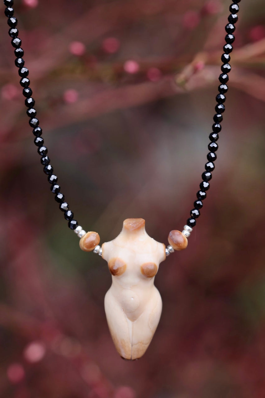 Woman with Onyx