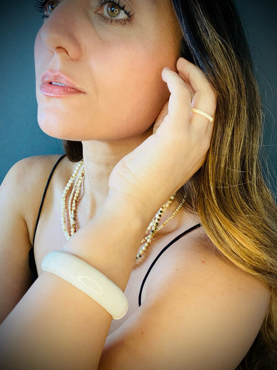 Mammoth Ivory Stretch Bangle