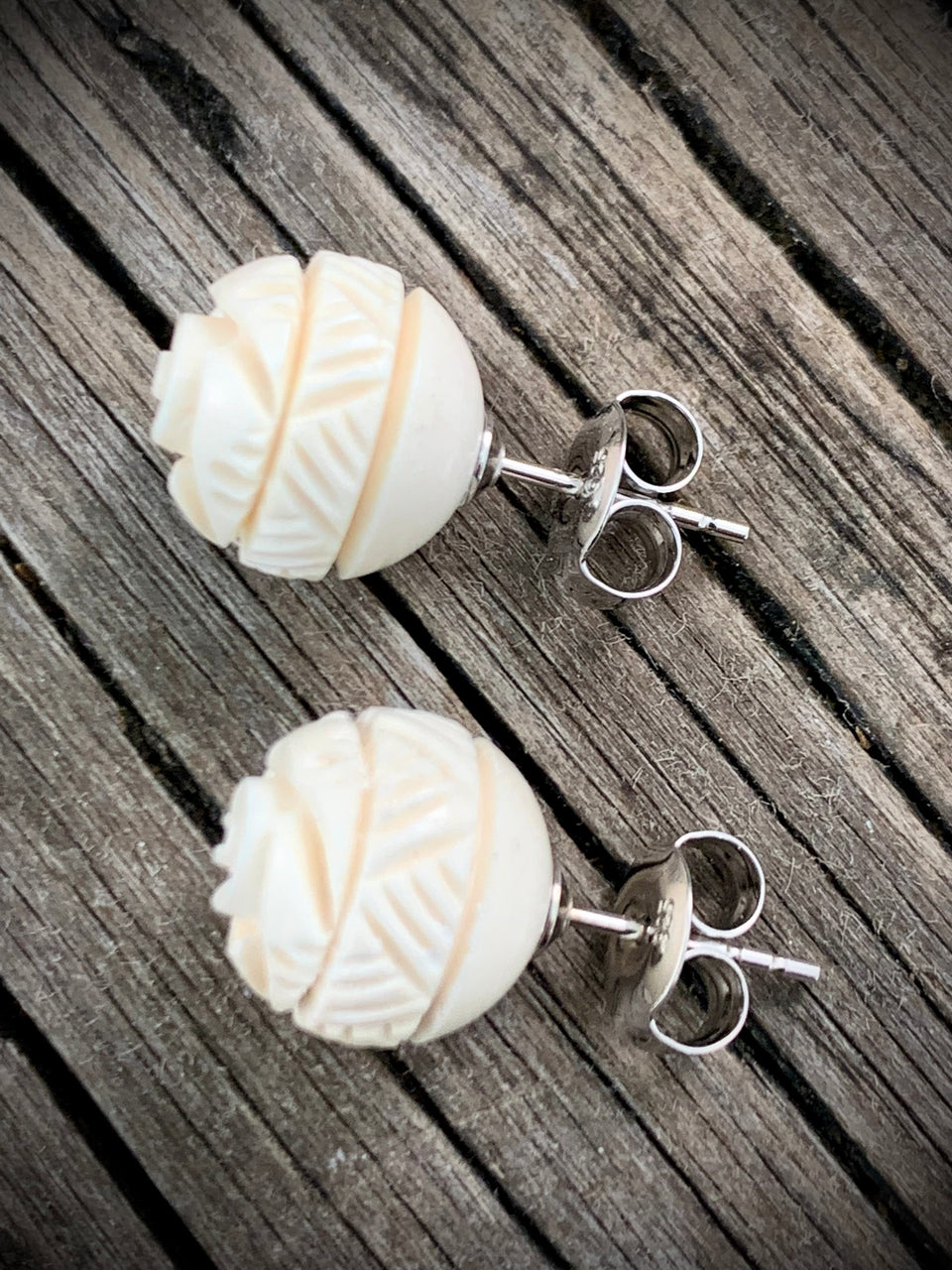 Round Rose Earrings